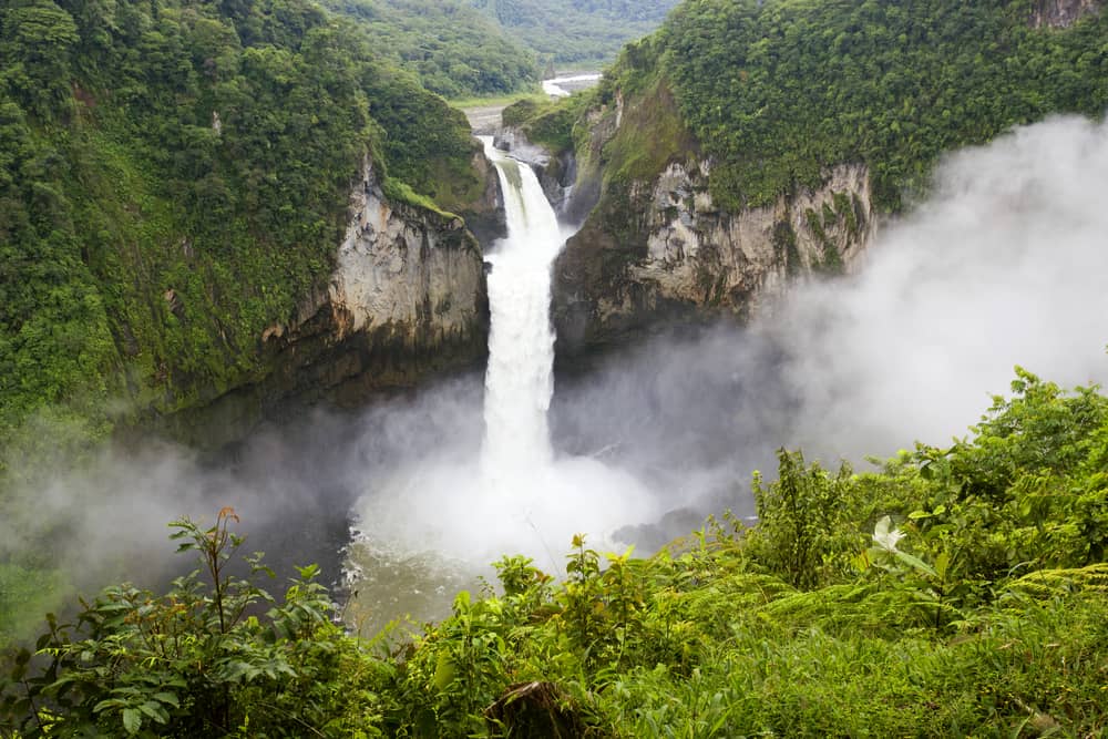 Geography of Ecuador: The Ecuadorian Amazon. Geography of Ecuador: The Ecuadorian Amazon.