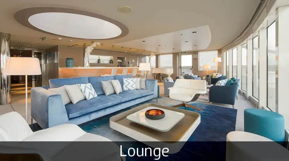 L'Austral Lounge L'Austral Lounge Interior