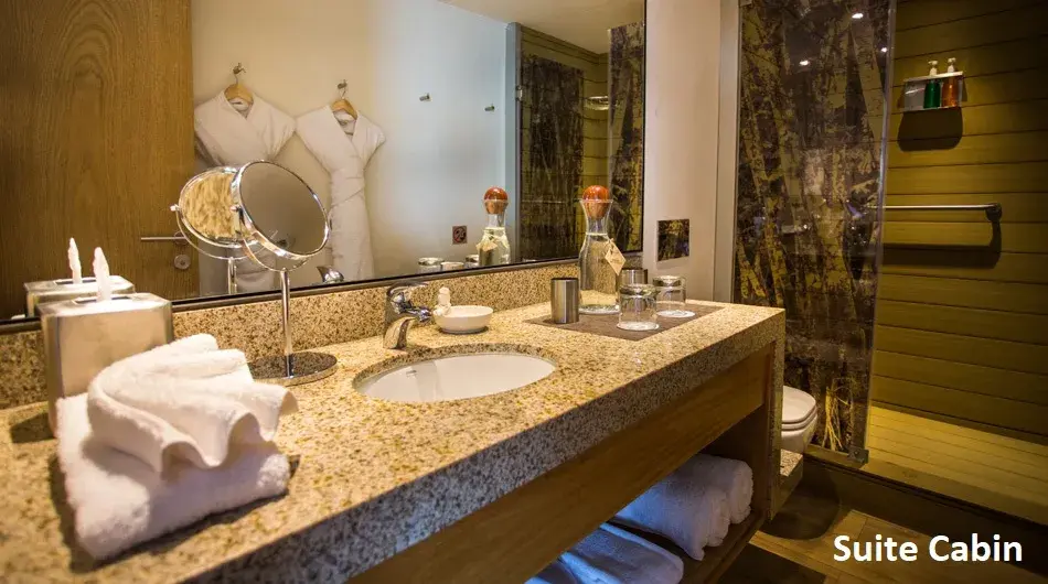 Delfin-III-Suite-Bathroom Delfin-III-Suite-Bathroom