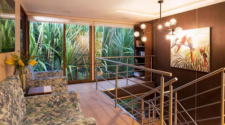 Readingl-room-SOCIAL-AREAS-f2-manatee Readingl-room-SOCIAL-AREAS-f2-manatee