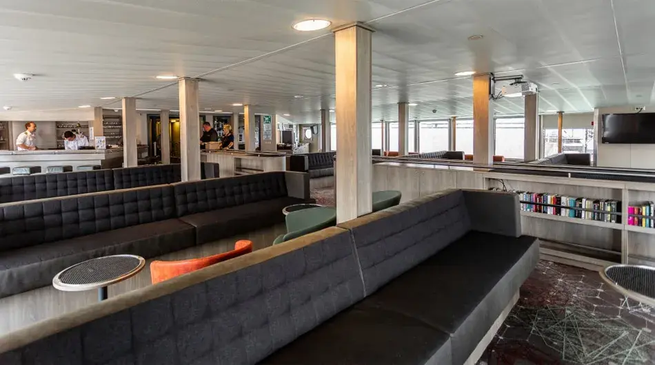 Plancius Observation Lounge: ctsy of Oceanwide Expeditions Plancius Observation Lounge