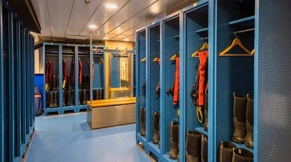 Mudroom,-Sylvia-Earle,-Richard-I'Anson Mudroom,-Sylvia-Earle,-Richard-I'Anson