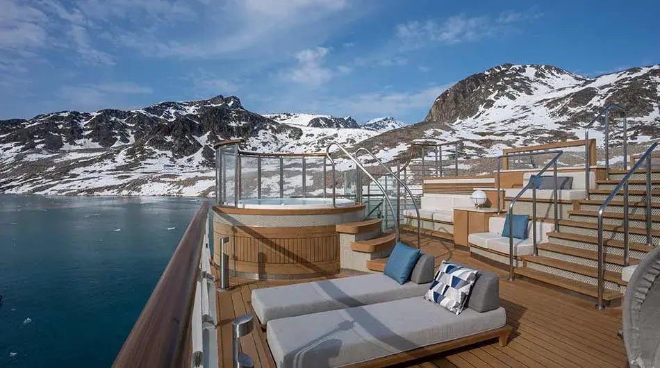 albatros-oa-pool-deck-2 albatros-oa-pool-deck-2