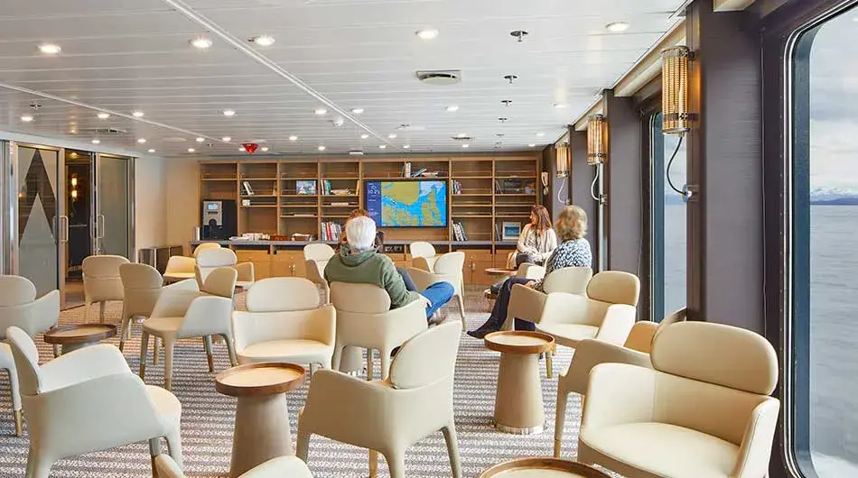 Magellan Explorer Dining Magellan Explorer Dining room