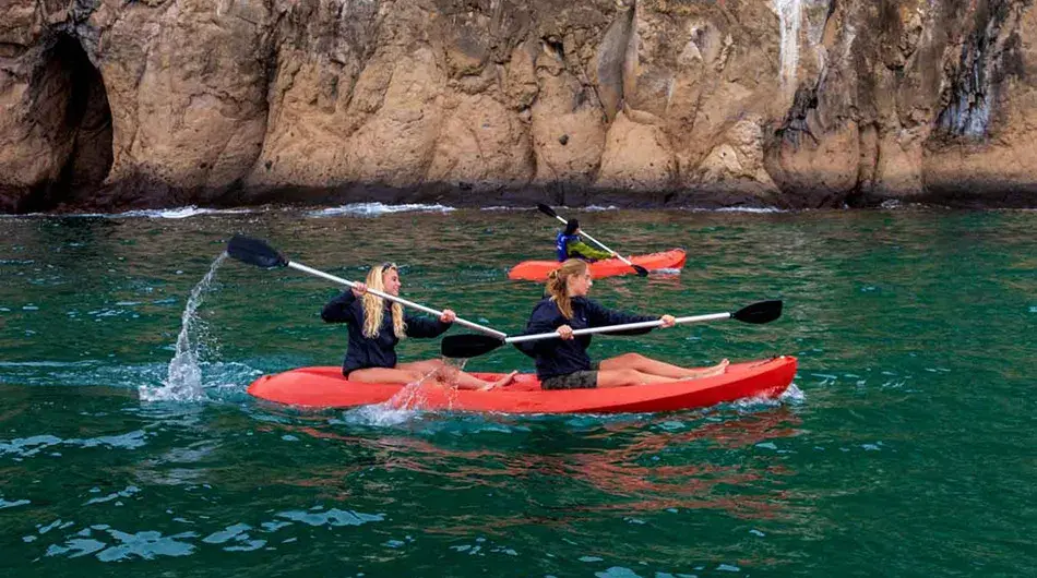 Monserrat Galapagos Cruise Ship - kayaking Monserrat Galapagos Cruise Ship - kayaking