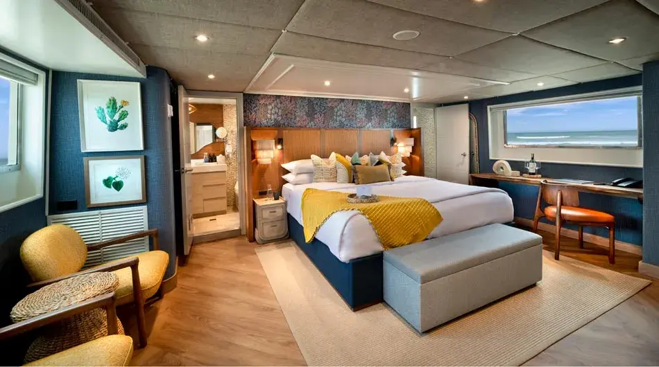 Galapagos Explorer Deluxe View Suite Galapagos Explorer Deluxe View Suite