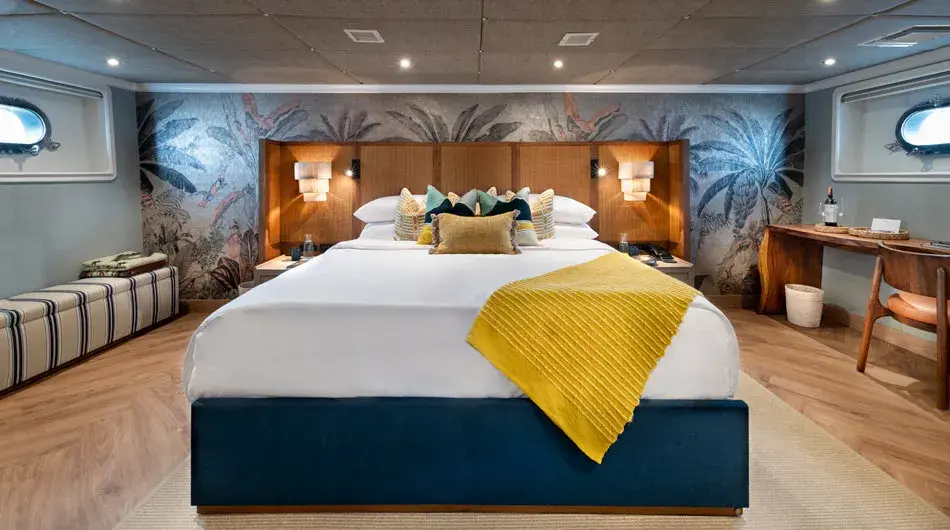 Galapagos Explorer Superior Suite Matrimonial configuration Galapagos Explorer Superior Suite Matrimonial configuration
