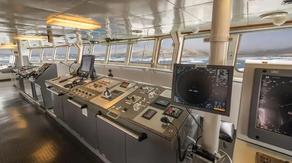 Ortelius Bridge: ctsy of Oceanwide Expeditions Ortelius Bridge
