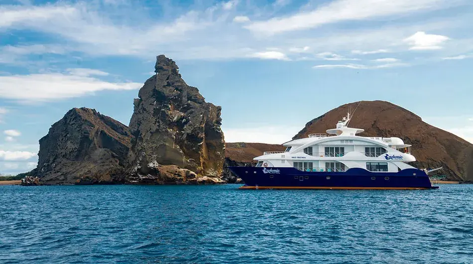 Endemic - Galapagos Cruising Endemic - Galapagos Cruising