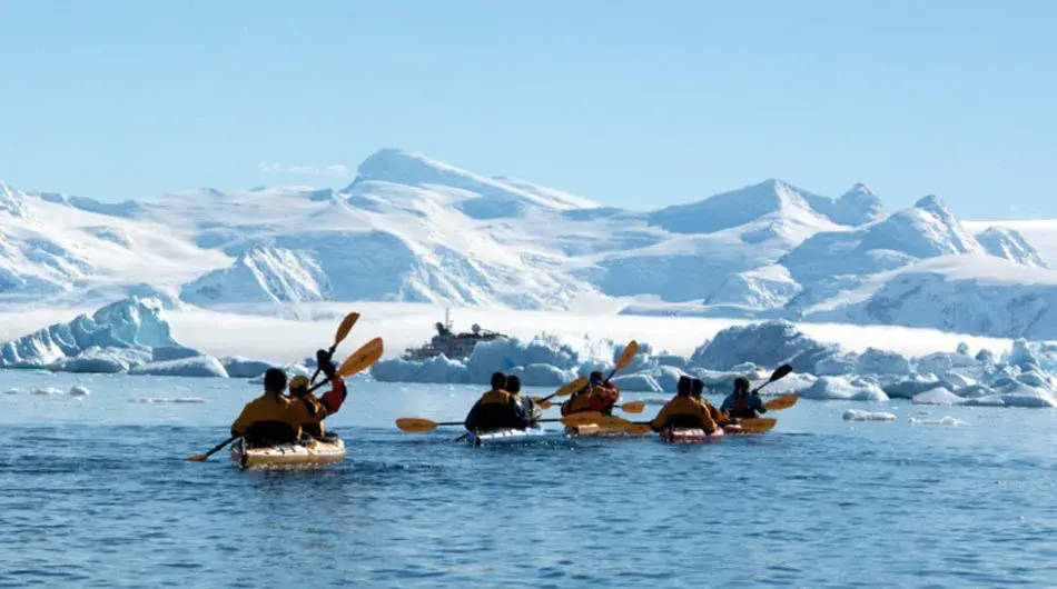kayaking3 kayaking in Antarctica