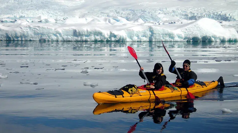 kayaking6 kayaking in Antarctica