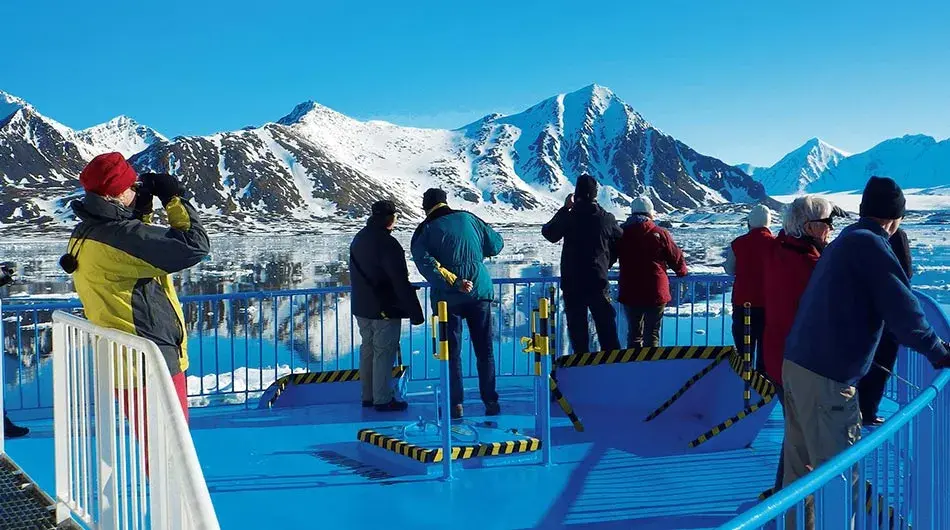 MS Quest - Arctic landscapes MS Quest - out on deck looking at landscapes