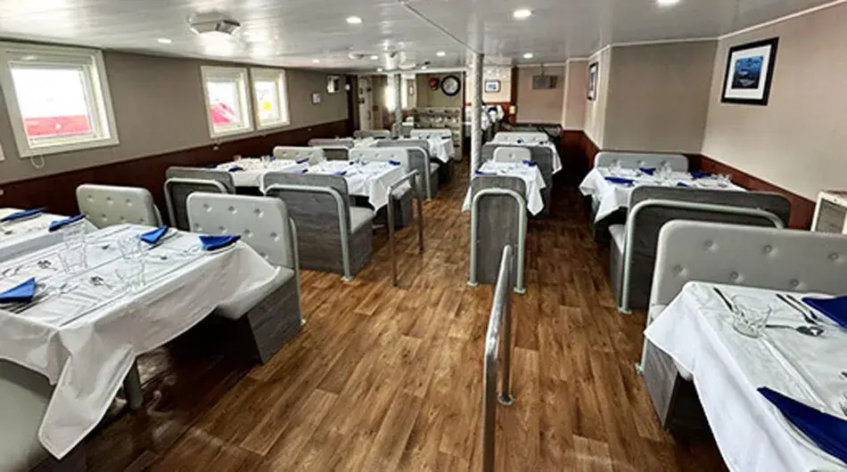 M/V Ushuaia Dining Room M/V Ushuaia Dining Room