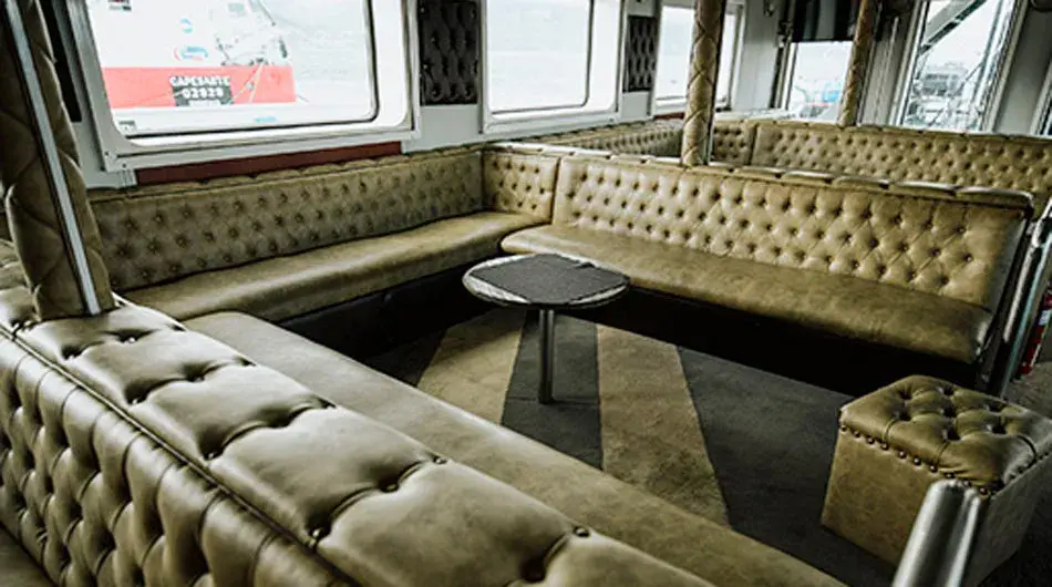 M/V Ushuaia Lounge M/V Ushuaia Lounge