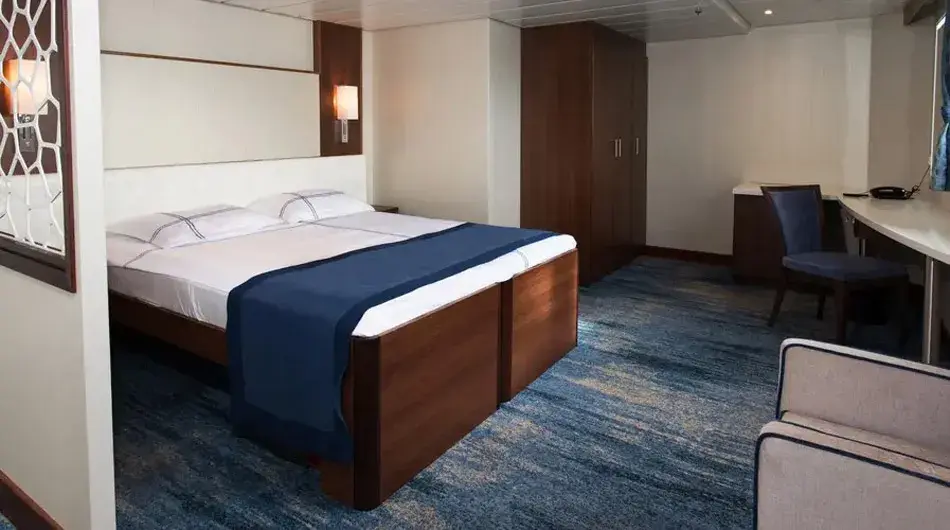 M/S Expedition Owner's Suite M/S Expedition Owner's Suite Interior