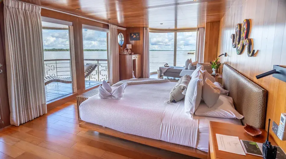 Delfin 1 master suite Delfin 1 master suite