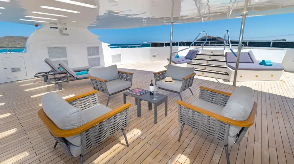 Horizon Trimaran Sundeck Sitting Area Horizon Trimaran Sundeck Sitting Area