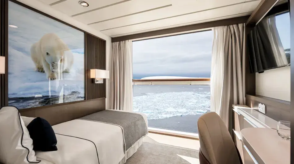 Douglas Mawson Aurora Stateroom Superior Single Douglas Mawson Aurora Stateroom Superior Single