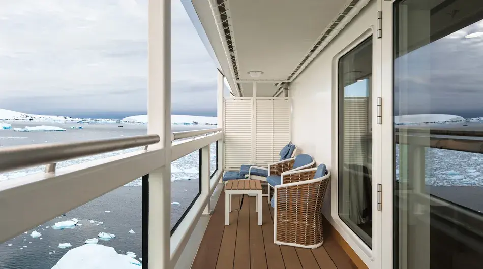 Douglas Mawson Balcony Stateroom Superior - balcony Douglas Mawson Balcony Stateroom Superior - balcony