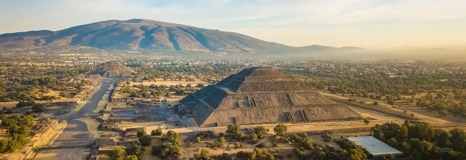 Teotihuacan_Banner.jpg Teotihuacan_Banner.jpg