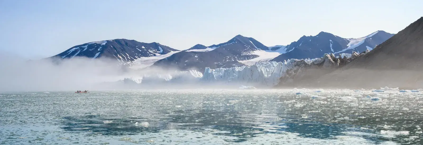 Svalbard: North to the Midnight Sun | Ocean Albatros Svalbard: North to the Midnight Sun | Ocean Albatros