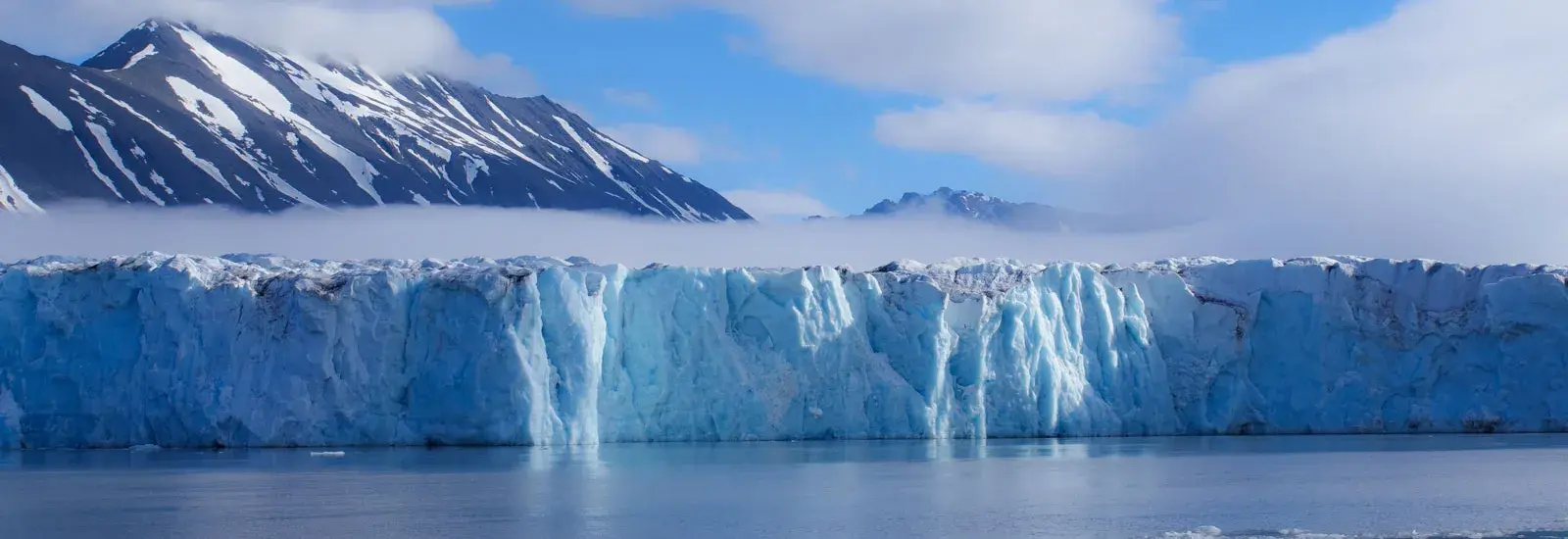 Spitsbergen Circumnavigation: A Rite Of Passage | Ultramarine Spitsbergen Circumnavigation: A Rite Of Passage | Ultramarine