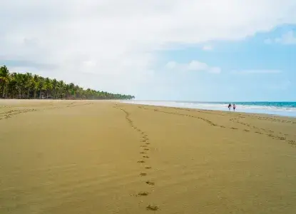Climate in Ecuador: Two Main Seasons Climate in Ecuador: Two Main Seasons