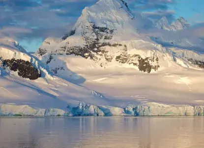 Antarctica-Mountain_0.jpg Antarctica-Mountain_0.jpg