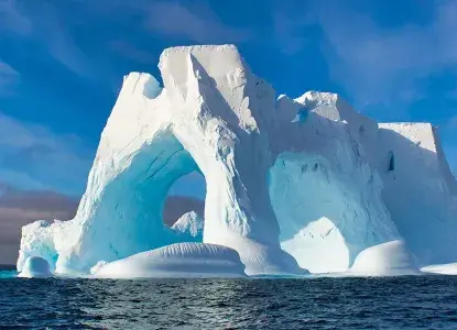 Arch-Iceberg.jpg Arch-Iceberg.jpg
