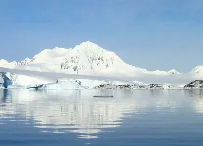 antarctica-hero7_0.jpg Antarctic scenery)